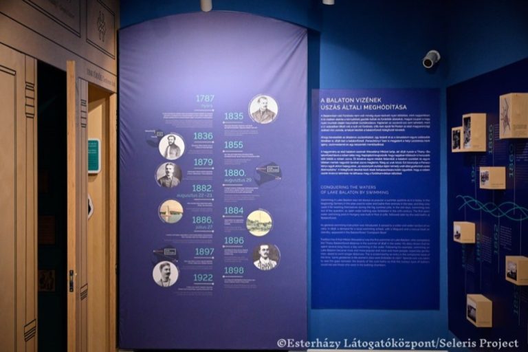 ugroup kiallitas tervezes2